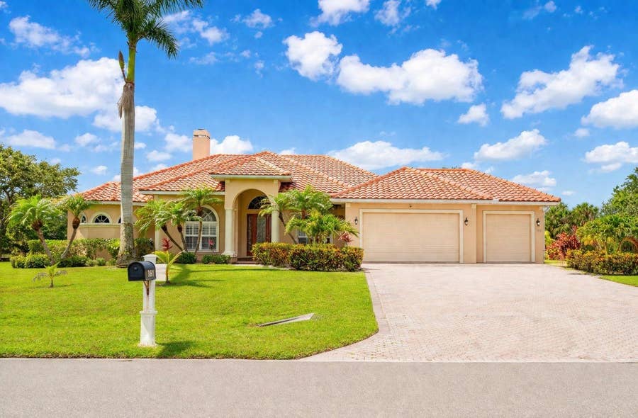 Property photo for 6120 9TH AVENUE CIRCLE NE, Bradenton, FL