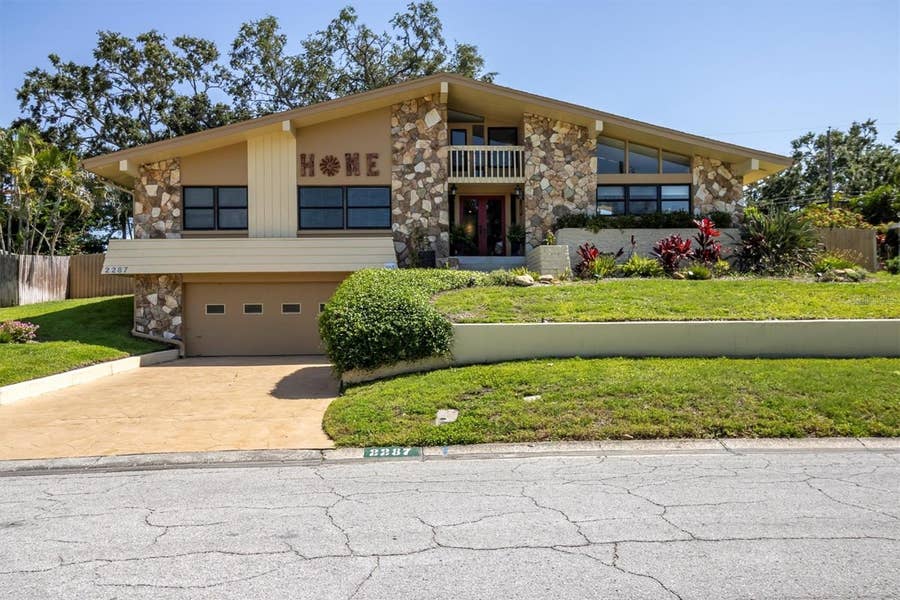 Property photo for 2287 DEMARET DRIVE, Dunedin, FL