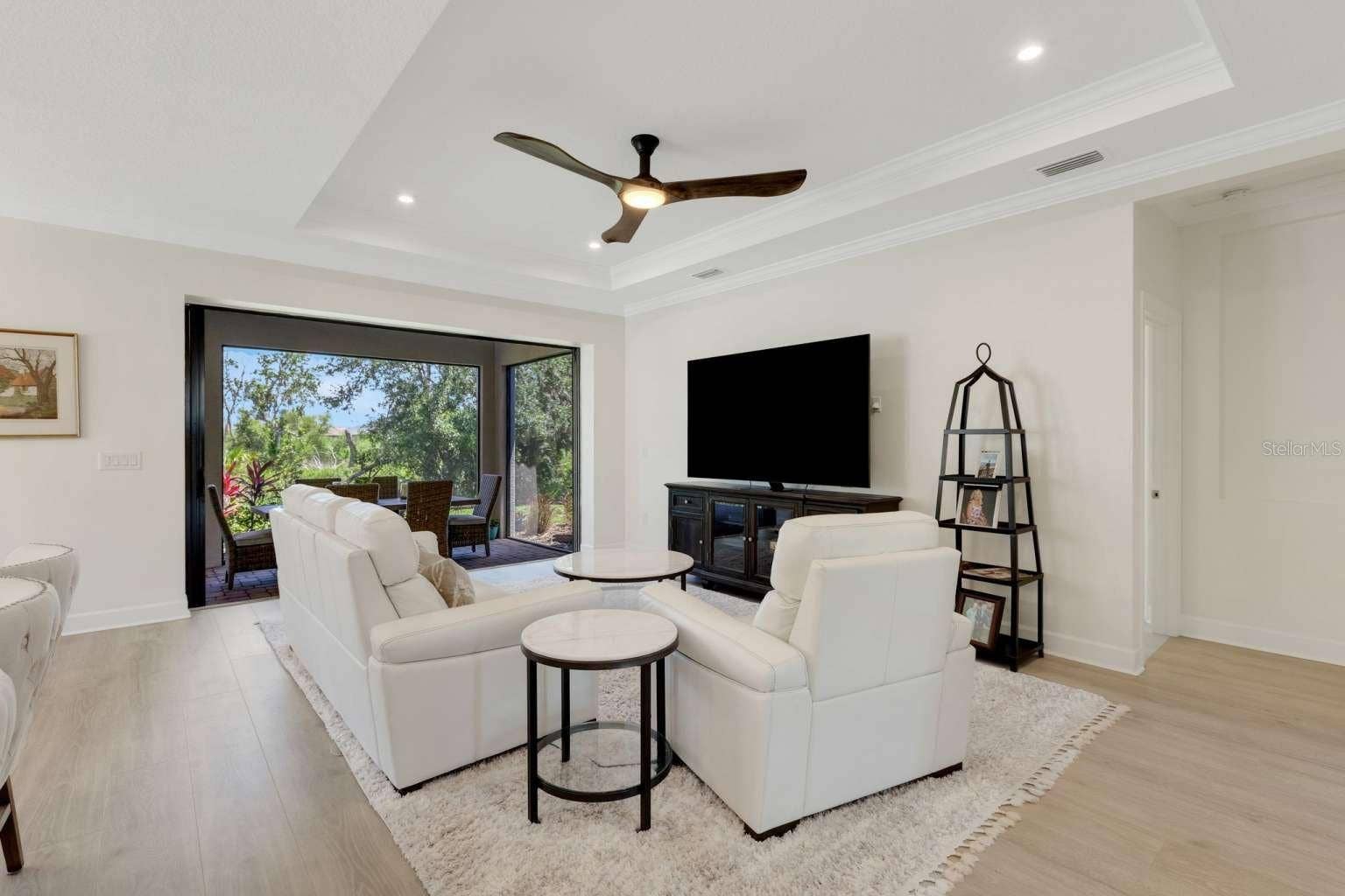 5410 MOREY FARMS LOOP, Palmetto, FL 34221 dining