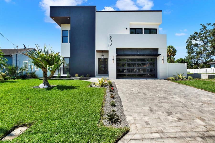 Property photo for 908 W FRIBLEY STREET, Tampa, FL