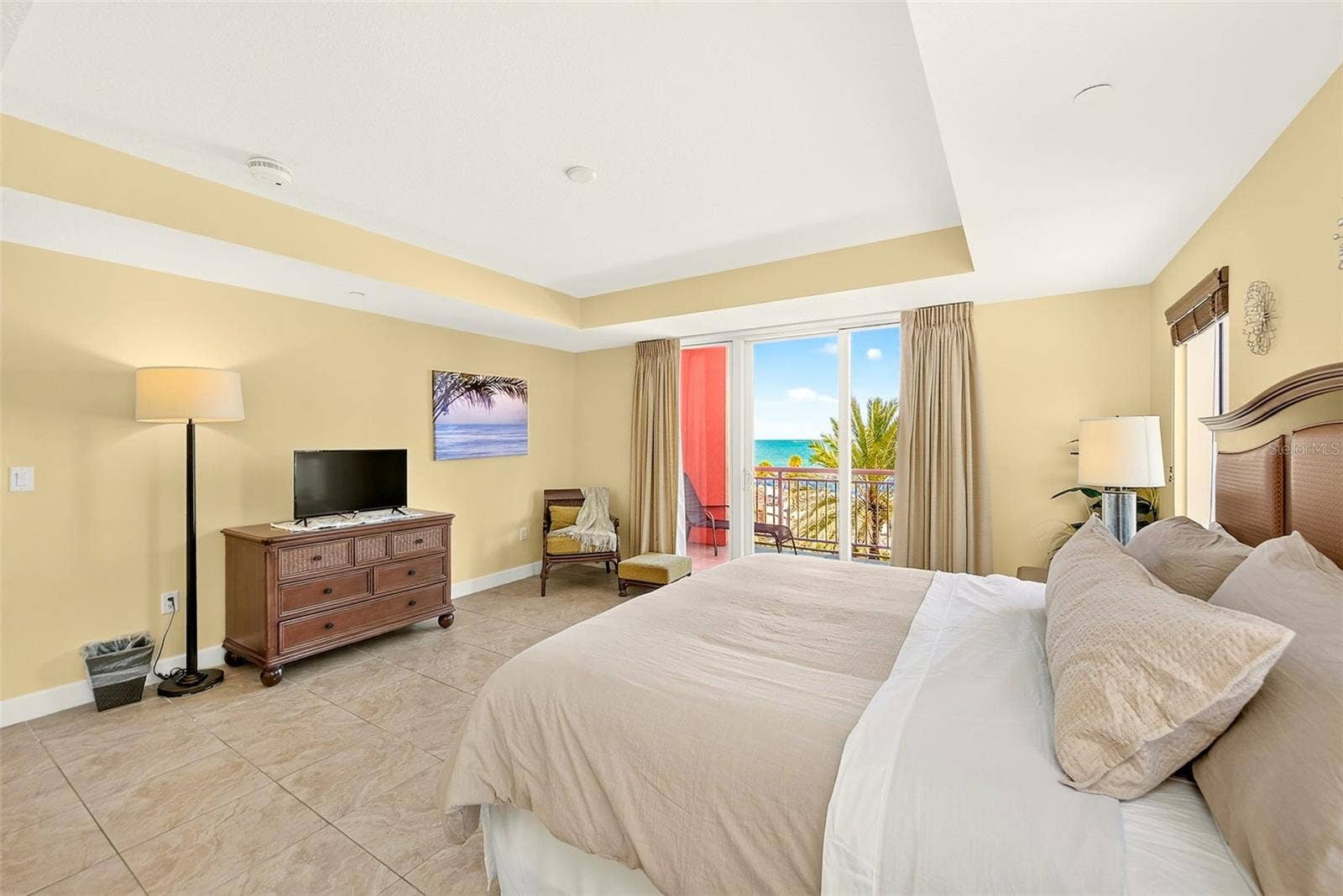 301 S GULFVIEW BOULEVARD, #301, Clearwater Beach, FL 33767