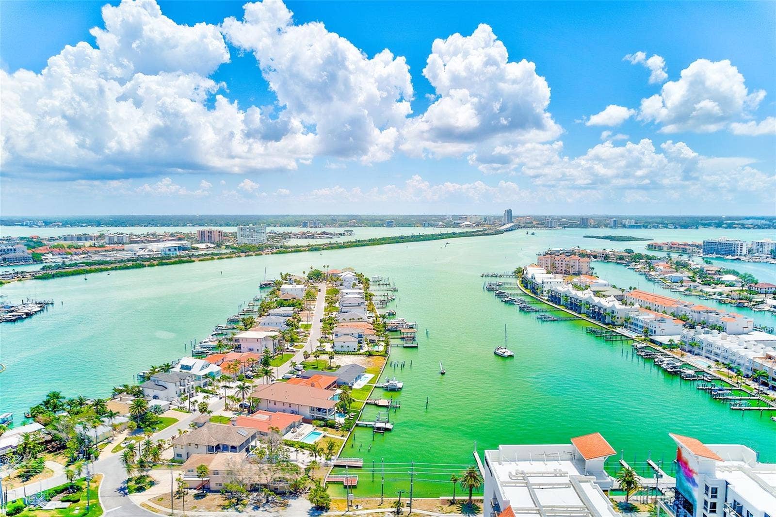 301 S GULFVIEW BOULEVARD, #301, Clearwater Beach, FL 33767