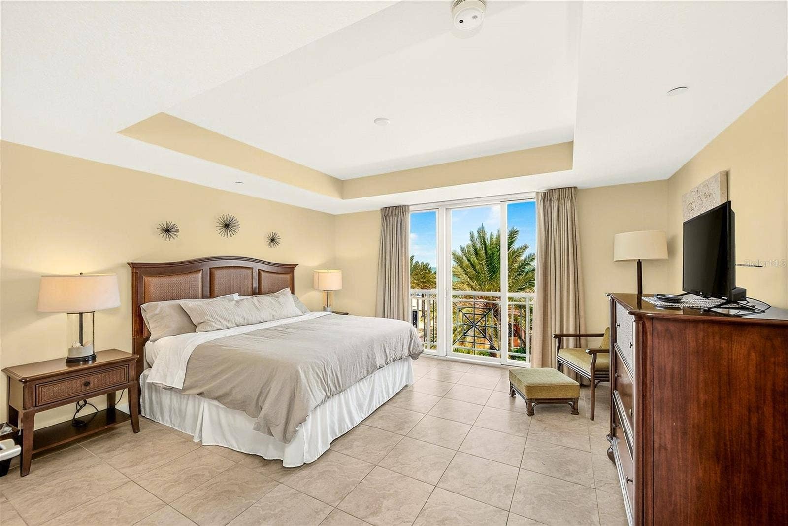 301 S GULFVIEW BOULEVARD, #301, Clearwater Beach, FL 33767