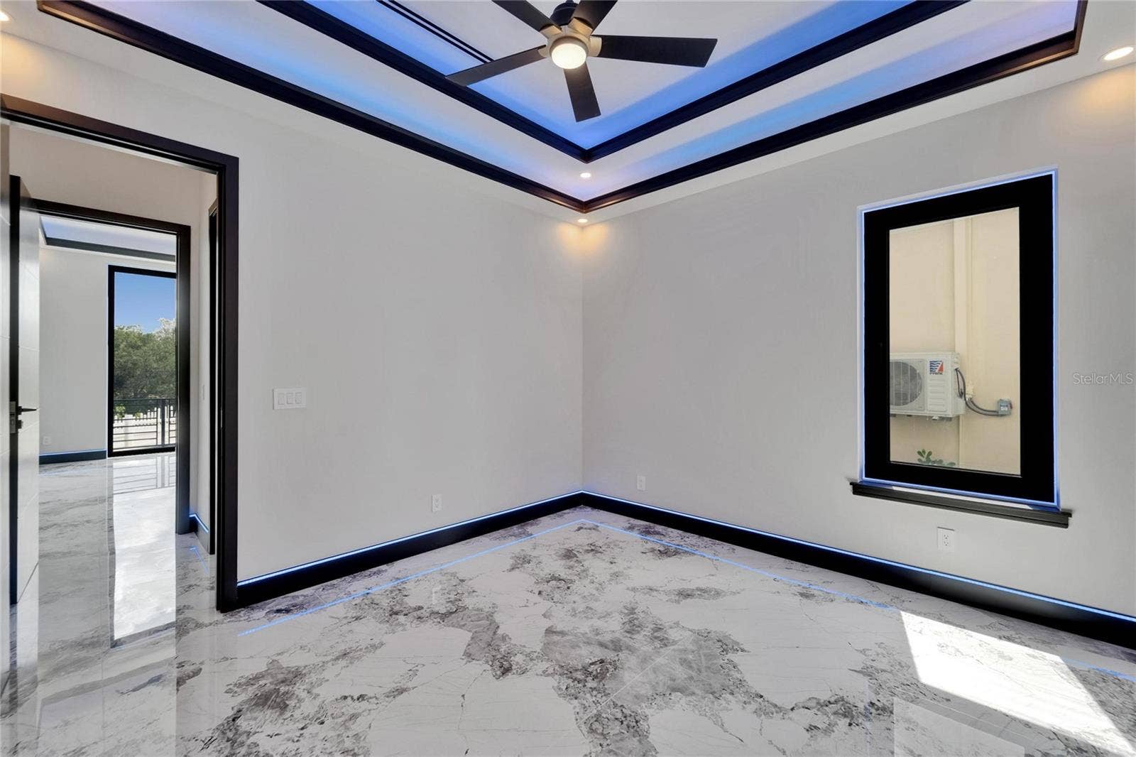 6520 SIMONE SHORES CIRCLE, Apollo Beach, FL 33572 6520 SIMONE SHORES CIRCLE, Apollo Beach, FL 33572