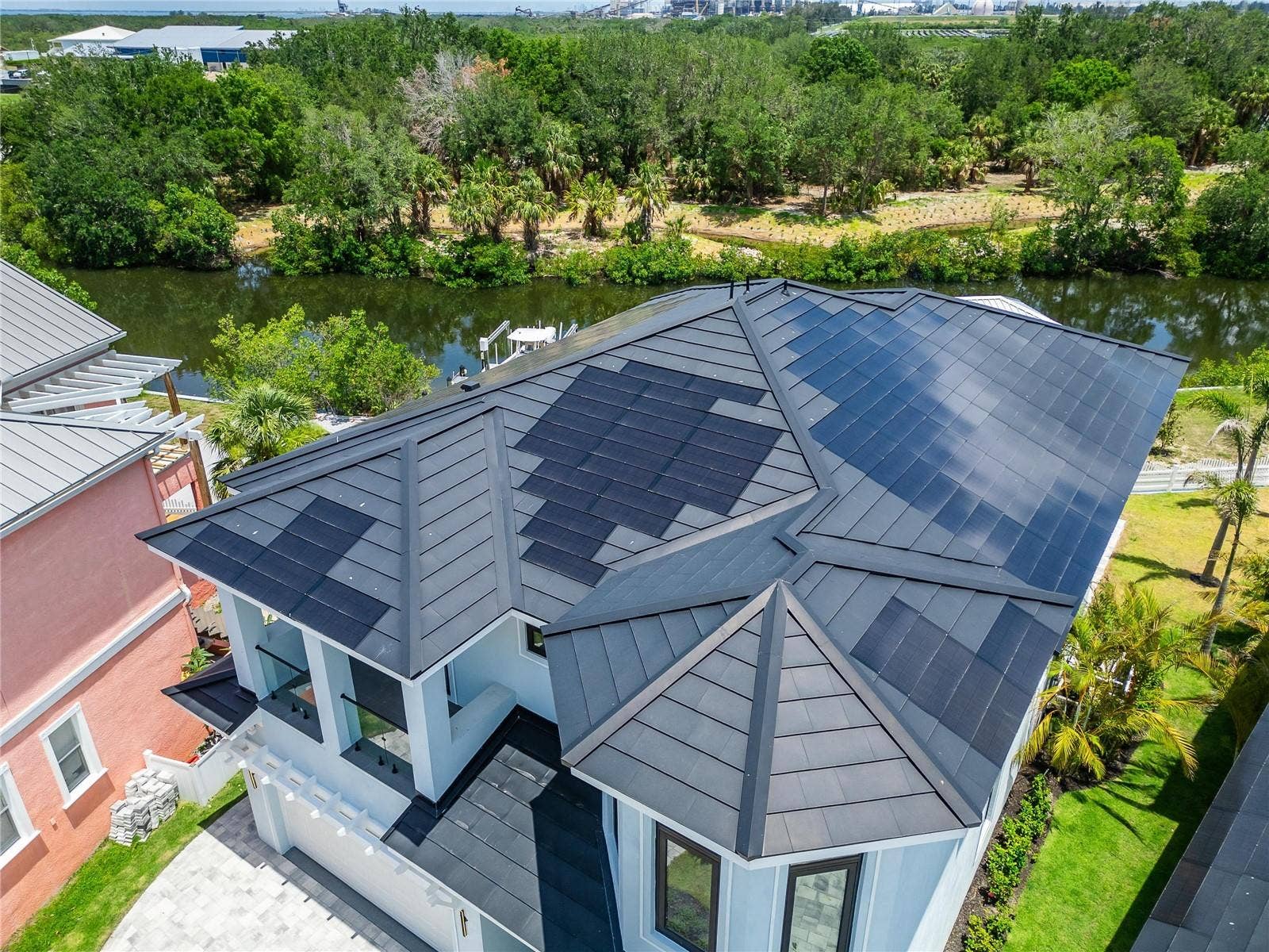 6520 SIMONE SHORES CIRCLE, Apollo Beach, FL 33572 6520 SIMONE SHORES CIRCLE, Apollo Beach, FL 33572