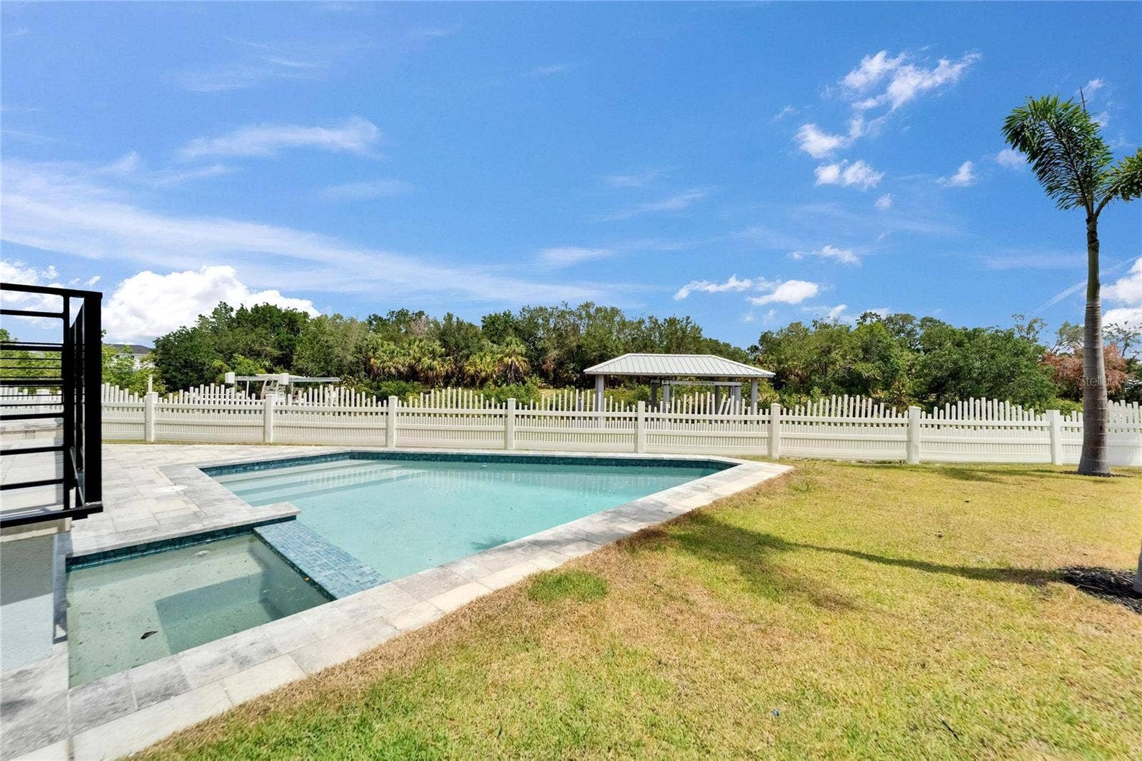 6520 SIMONE SHORES CIRCLE, Apollo Beach, FL 33572 6520 SIMONE SHORES CIRCLE, Apollo Beach, FL 33572
