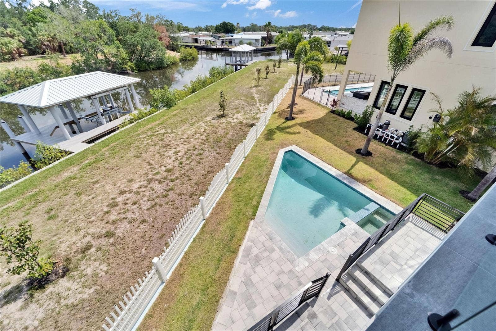 6520 SIMONE SHORES CIRCLE, Apollo Beach, FL 33572 6520 SIMONE SHORES CIRCLE, Apollo Beach, FL 33572