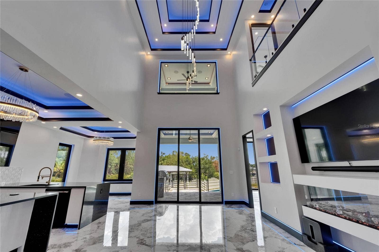 6520 SIMONE SHORES CIRCLE, Apollo Beach, FL 33572 6520 SIMONE SHORES CIRCLE, Apollo Beach, FL 33572