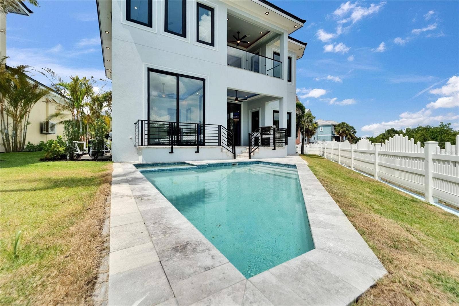 6520 SIMONE SHORES CIRCLE, Apollo Beach, FL 33572 6520 SIMONE SHORES CIRCLE, Apollo Beach, FL 33572