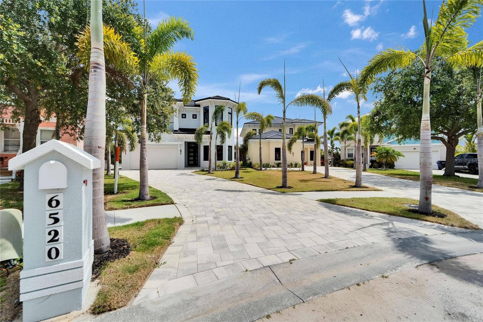 6520 SIMONE SHORES CIRCLE, Apollo Beach, FL 33572 6520 SIMONE SHORES CIRCLE, Apollo Beach, FL 33572