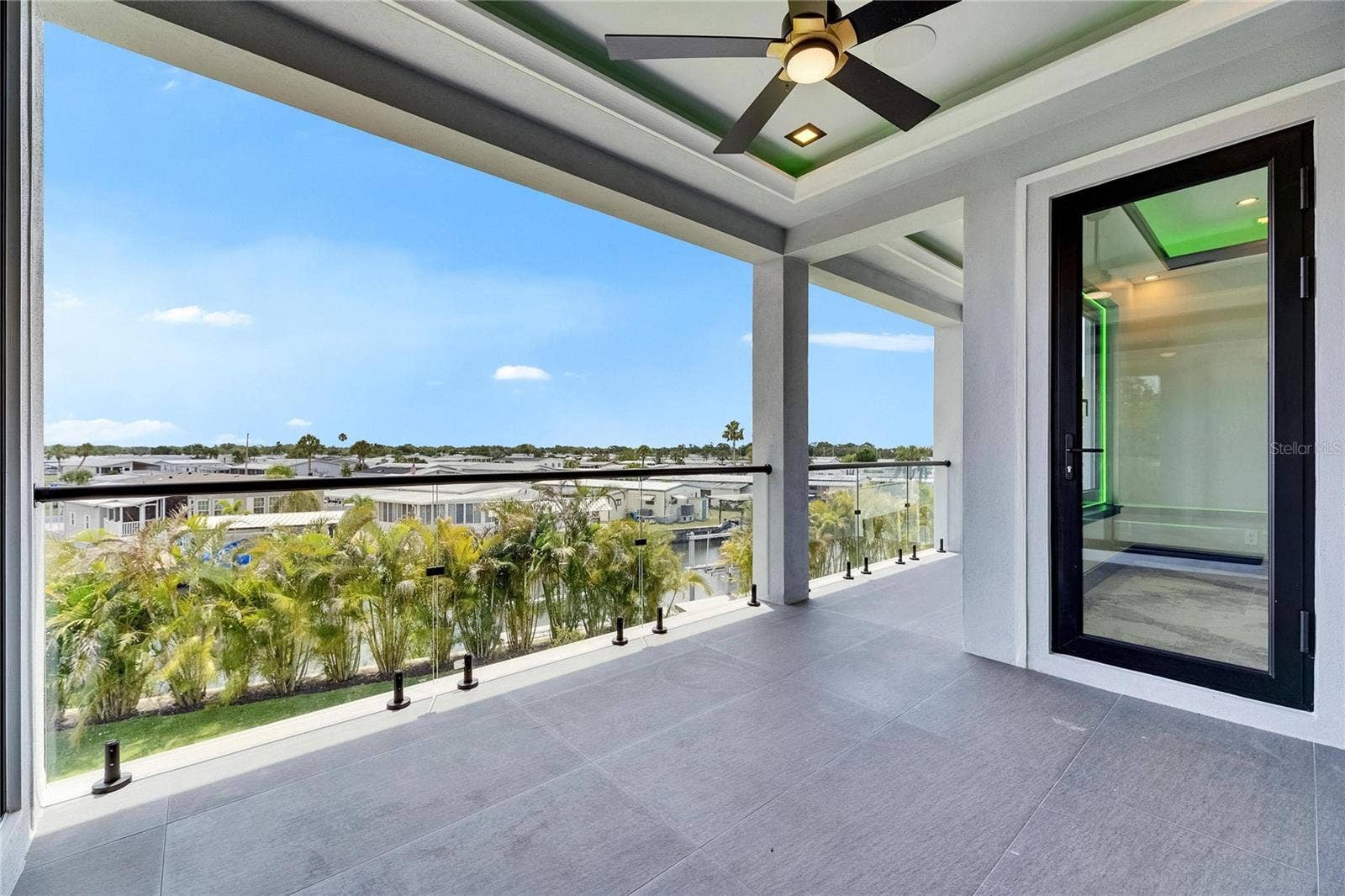 6526 SIMONE SHORES CIRCLE, Apollo Beach, FL 33572 6526 SIMONE SHORES CIRCLE, Apollo Beach, FL 33572