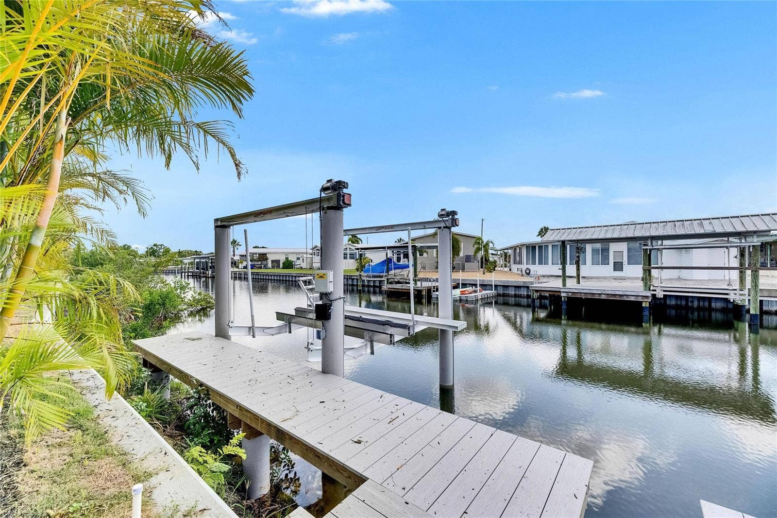 6526 SIMONE SHORES CIRCLE, Apollo Beach, FL 33572 6526 SIMONE SHORES CIRCLE, Apollo Beach, FL 33572
