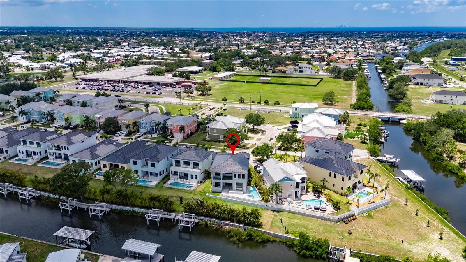 6526 SIMONE SHORES CIRCLE, Apollo Beach, FL 33572 6526 SIMONE SHORES CIRCLE, Apollo Beach, FL 33572
