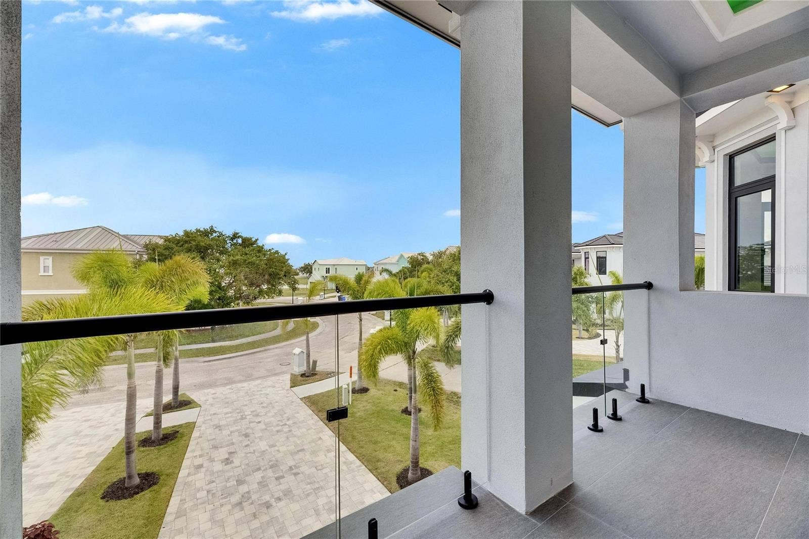 6526 SIMONE SHORES CIRCLE, Apollo Beach, FL 33572 6526 SIMONE SHORES CIRCLE, Apollo Beach, FL 33572
