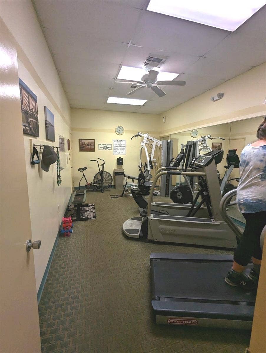 4725 COVE CIRCLE, #908, St Petersburg, FL 33708 Gyn in the clubhouse at Sea Tower