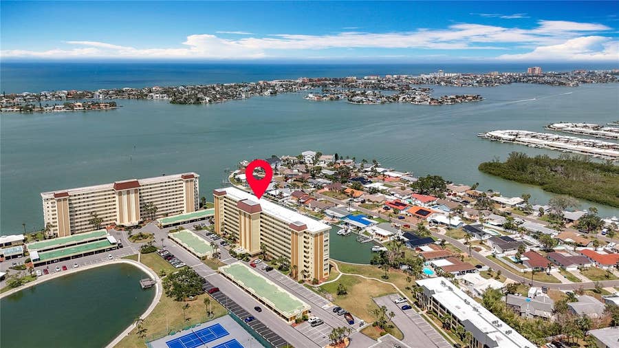 Property photo for 4725 COVE CIRCLE, #908, St Petersburg, FL