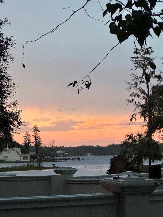 Lake sunset