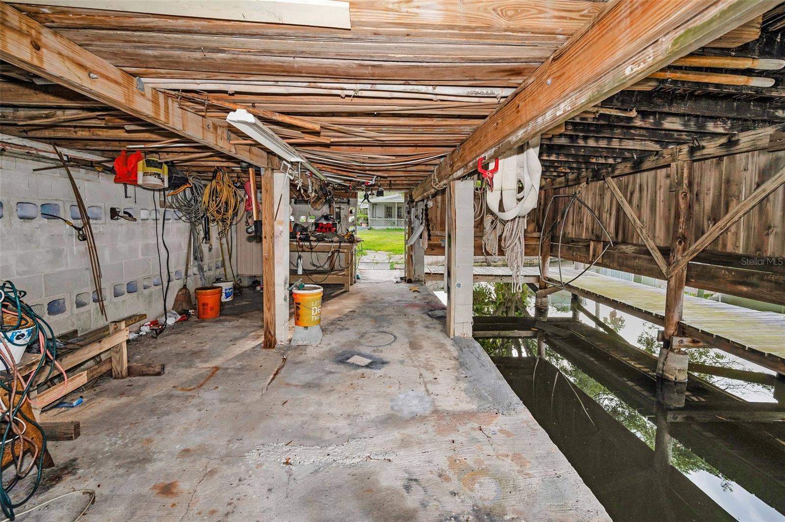 394 GEORGIA AVENUE, Crystal Beach, FL 34681 Boathouse Interior