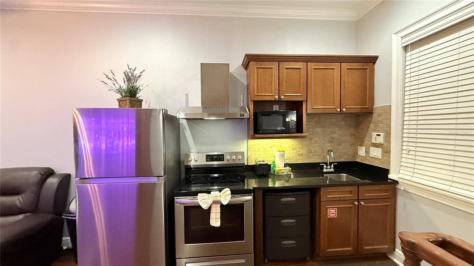 Garage Apartment Kitchenette