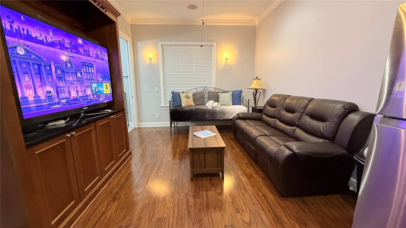 Garage Apartment Living Room