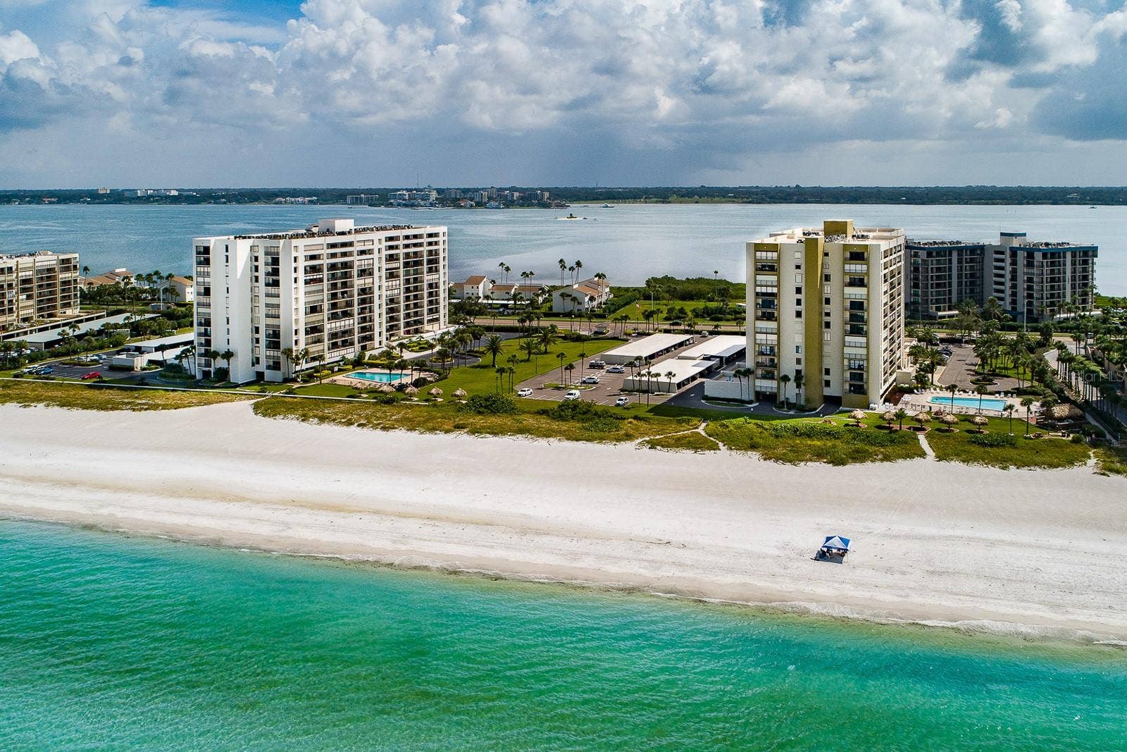 1460 GULF BOULEVARD, #1105, Clearwater Beach, FL 33767 1460 GULF BOULEVARD, #1105, Clearwater Beach, FL 33767