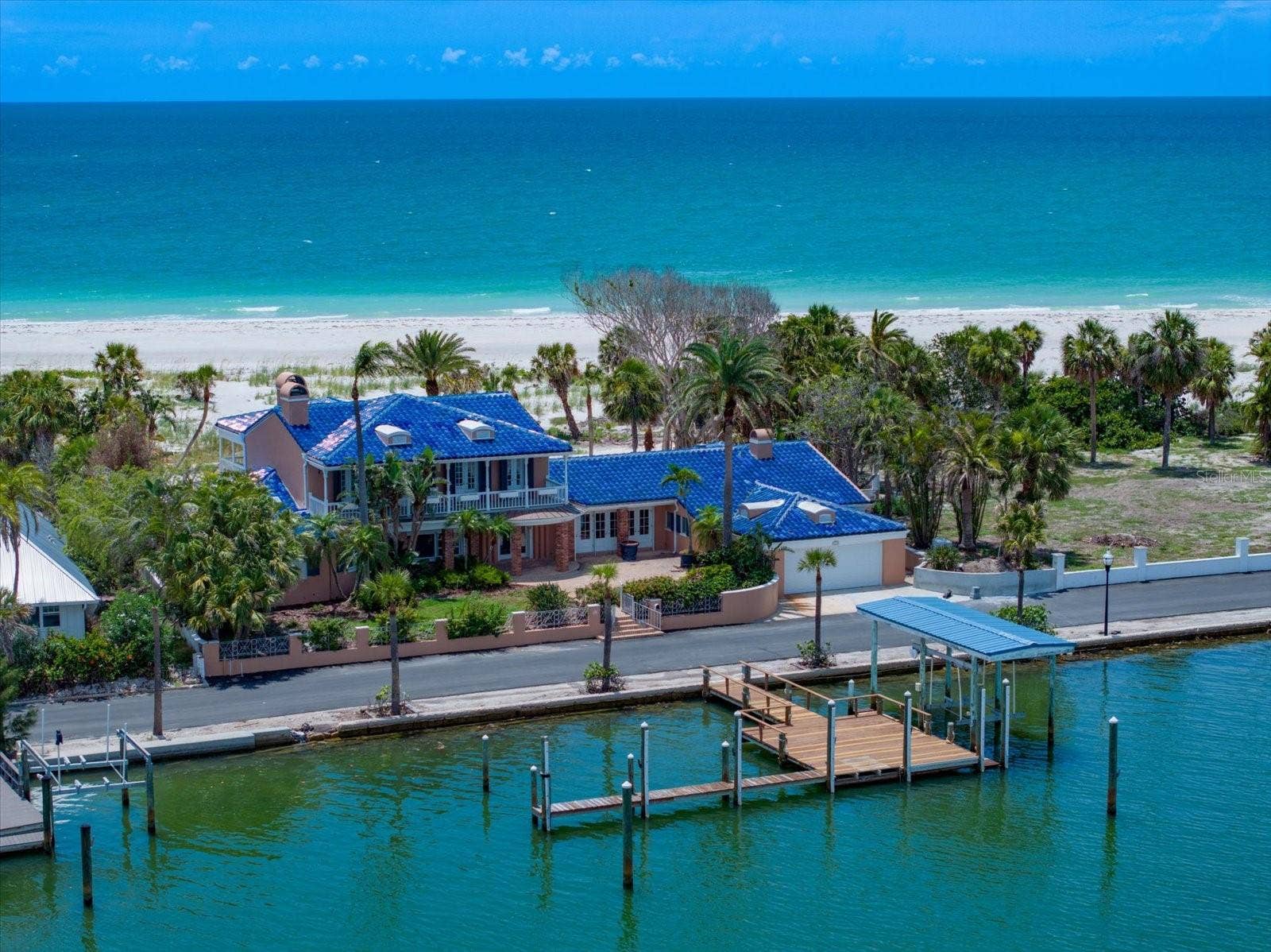 1114 MANDALAY POINT, Clearwater Beach, FL 33767 1114 MANDALAY POINT, Clearwater Beach, FL 33767