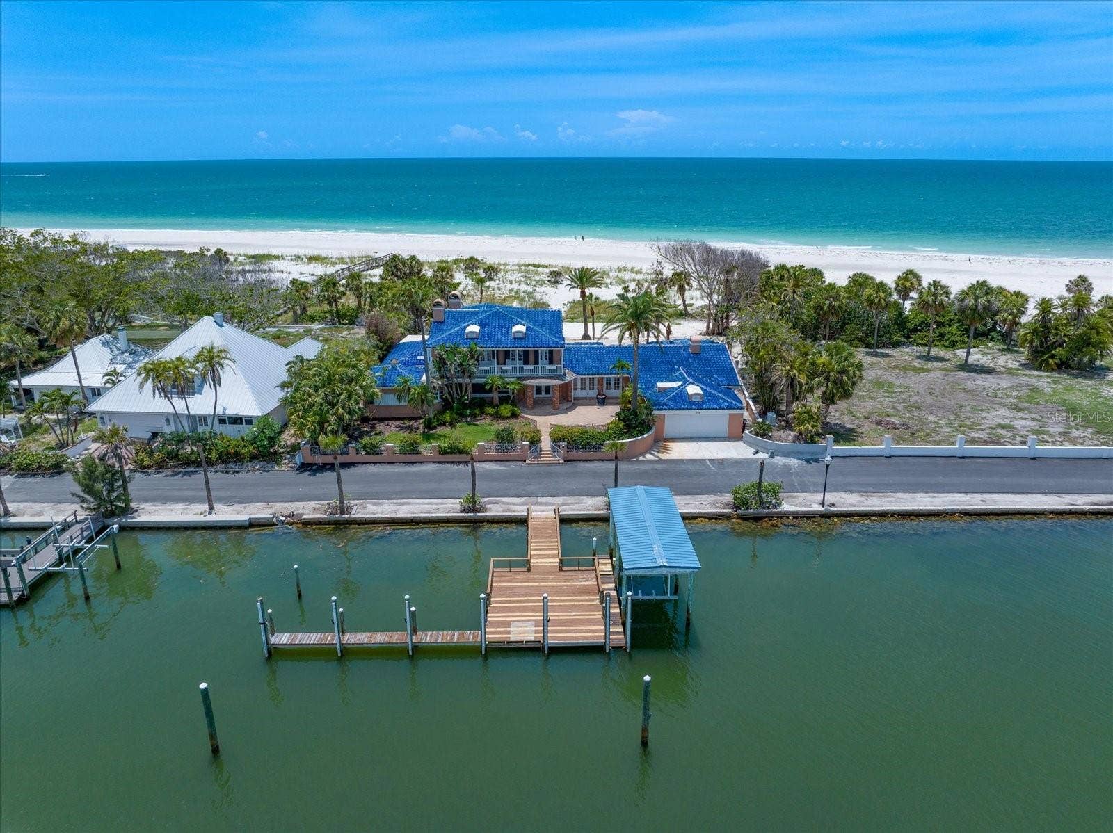 1114 MANDALAY POINT, Clearwater Beach, FL 33767 1114 MANDALAY POINT, Clearwater Beach, FL 33767