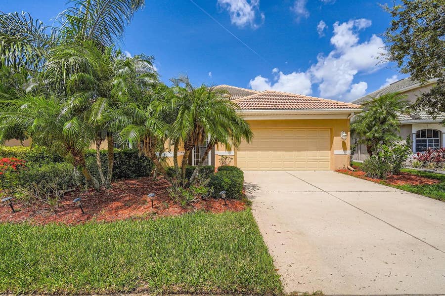 Property photo for 244 GOLDEN HARBOUR TRAIL, Bradenton, FL