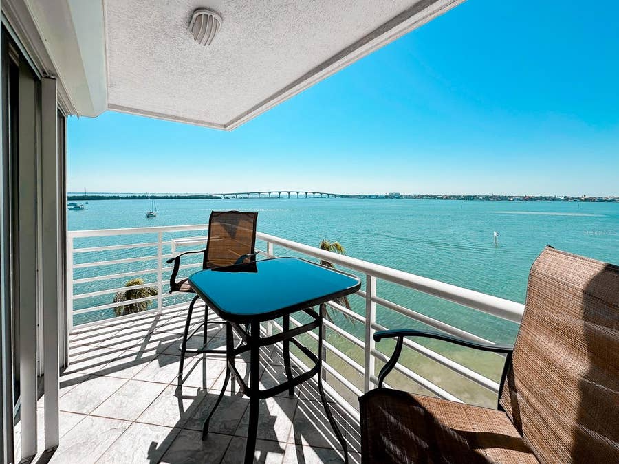Property photo for 6105 BAHIA DEL MAR CIRCLE, #682, St Petersburg, FL