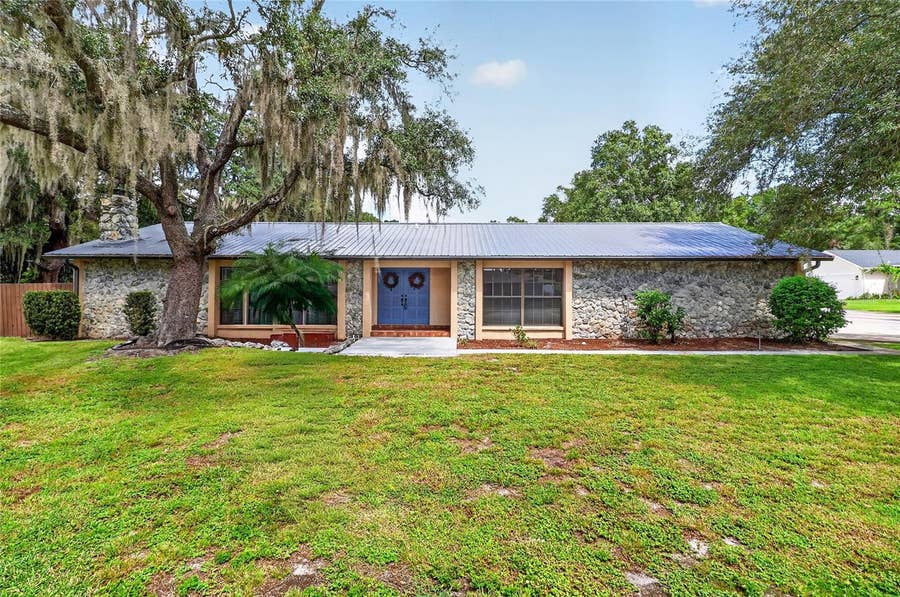 Property photo for 3011 LAKE ELLEN DRIVE, Tampa, FL