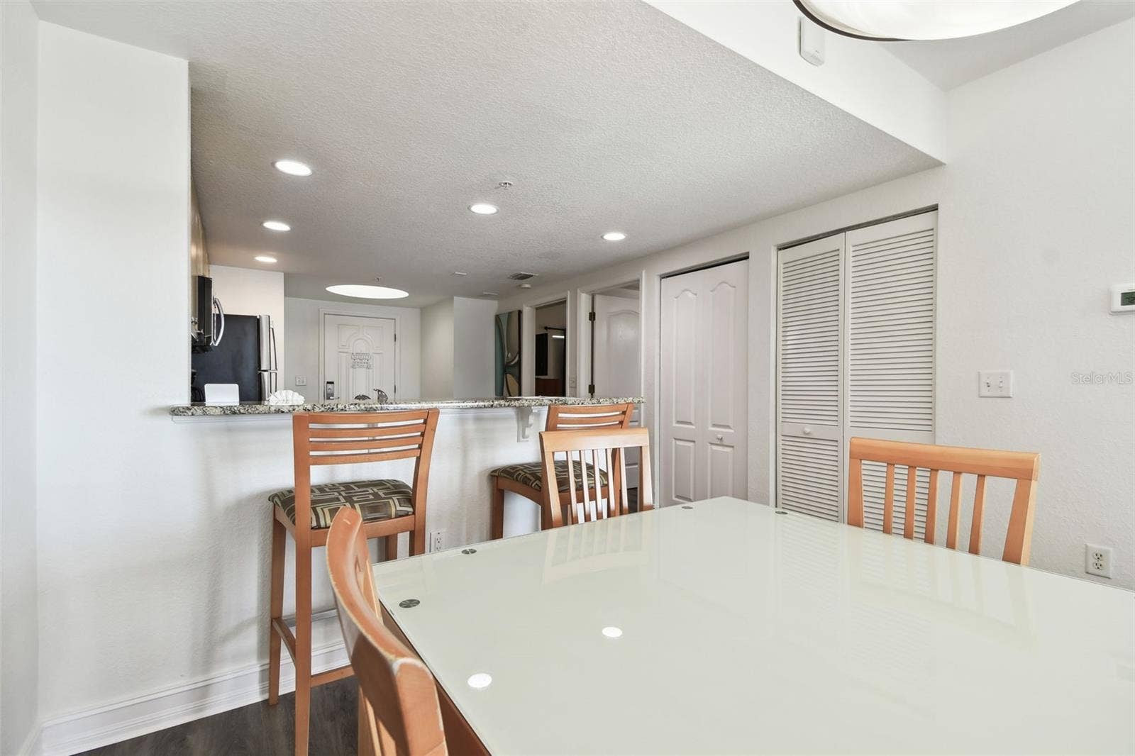 11605 GULF BOULEVARD, #402, Treasure Island, FL 33706