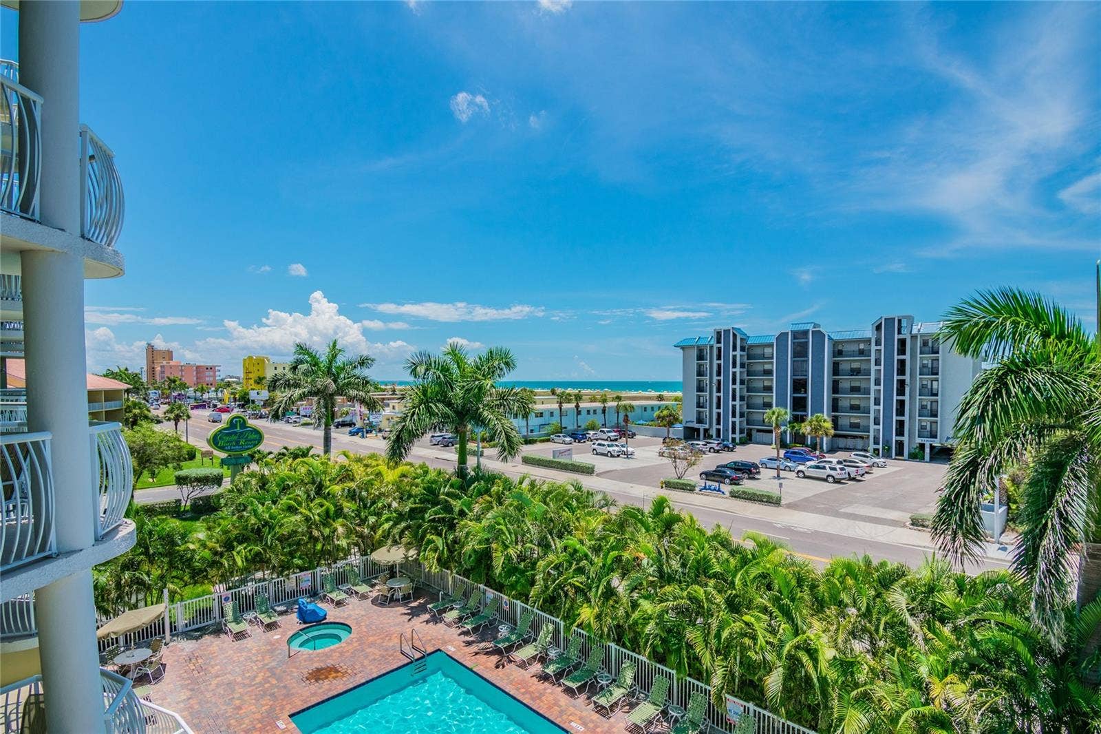 11605 GULF BOULEVARD, #402, Treasure Island, FL 33706