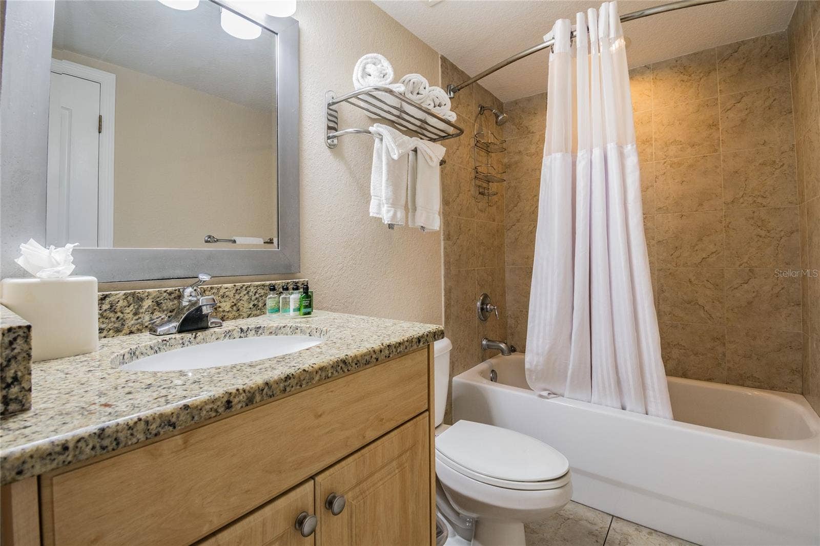 11605 GULF BOULEVARD, #402, Treasure Island, FL 33706