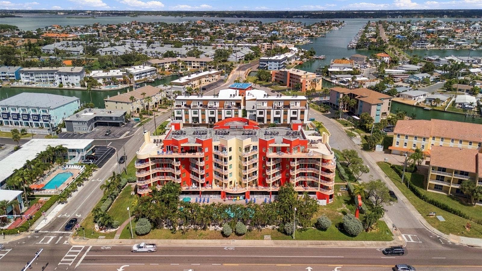 11605 GULF BOULEVARD, #402, Treasure Island, FL 33706