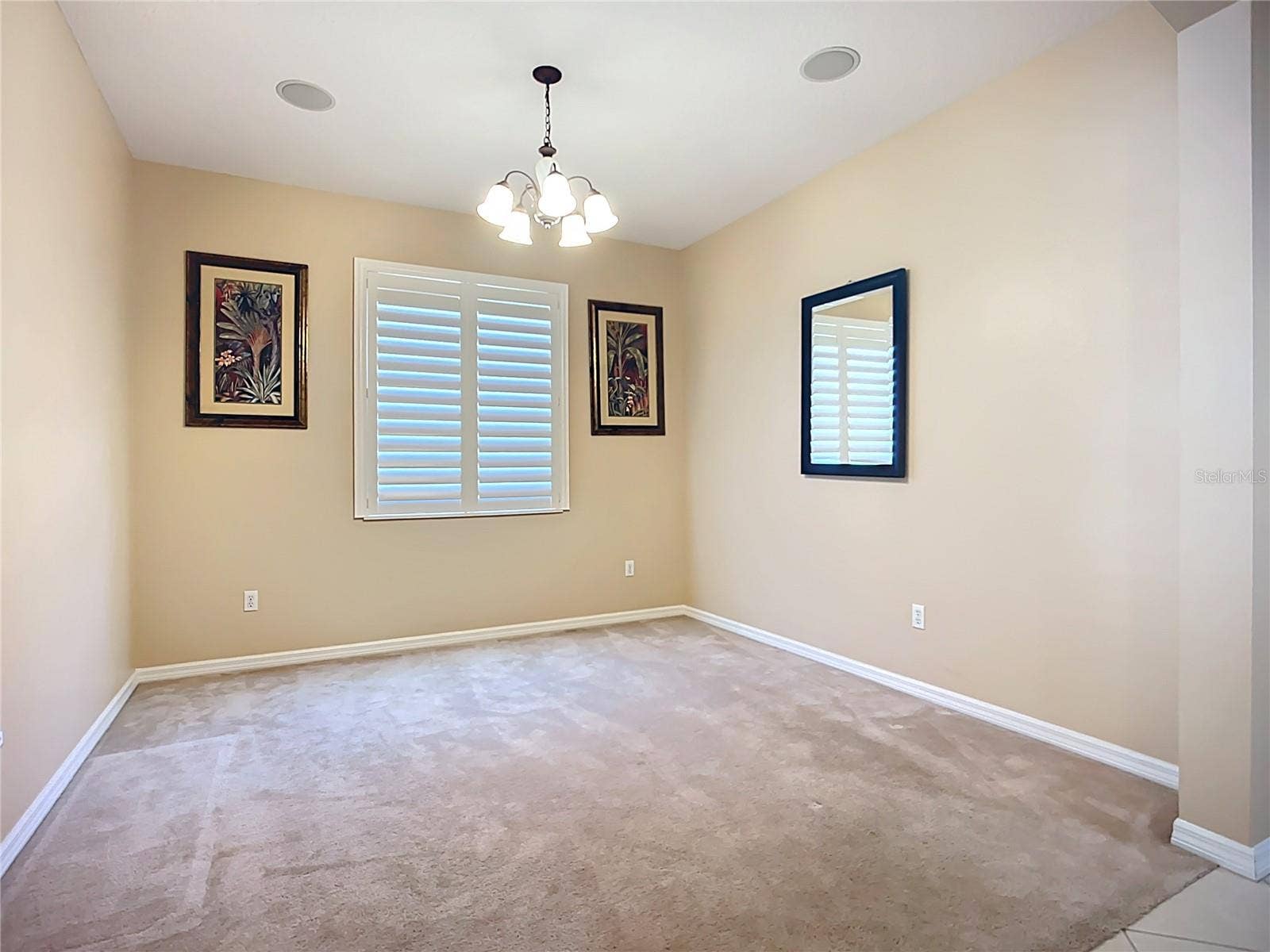 Formal dining room
