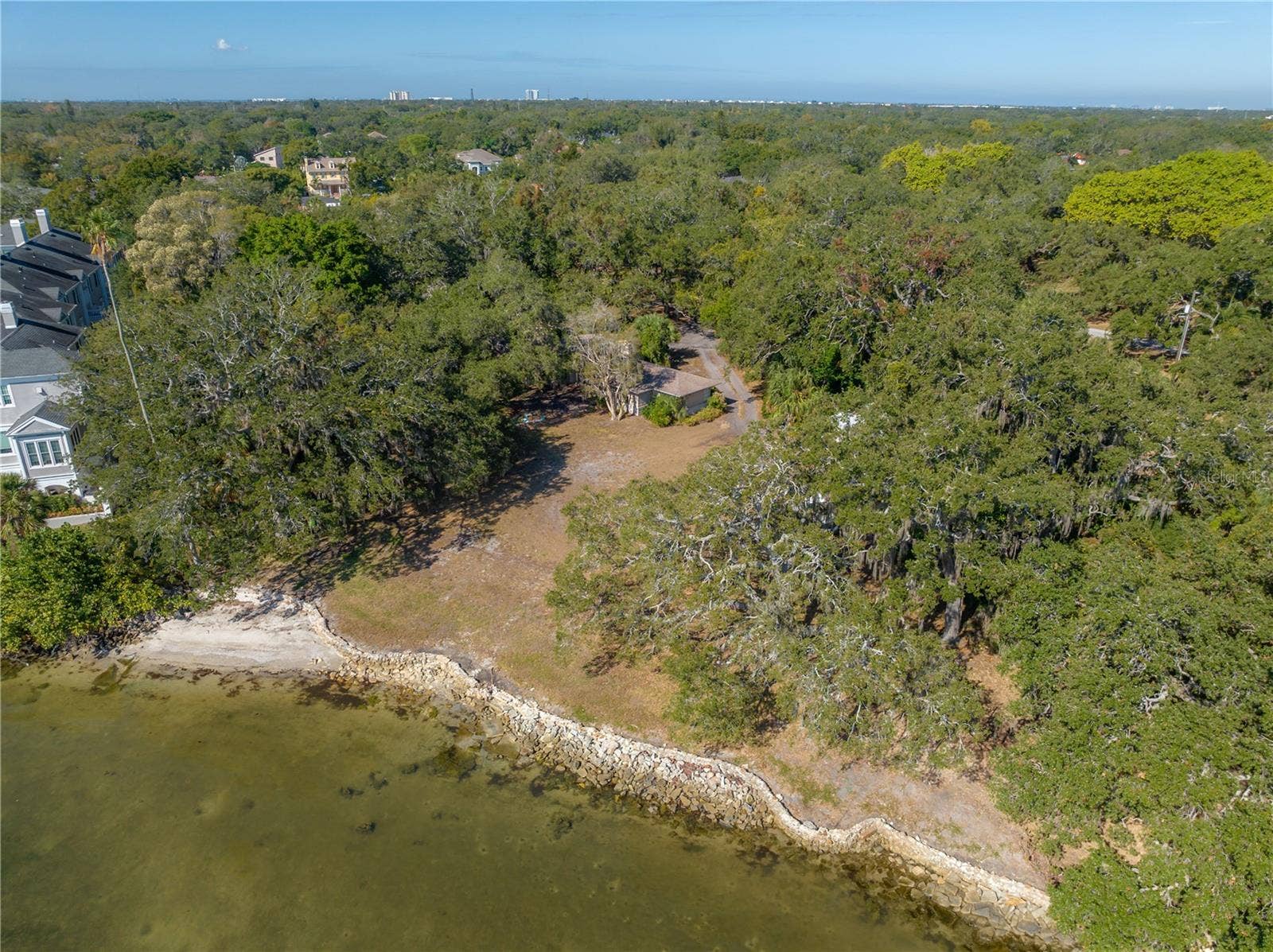 6210 BAYSHORE BOULEVARD, Tampa, FL 33611 6210 BAYSHORE BOULEVARD, Tampa, FL 33611