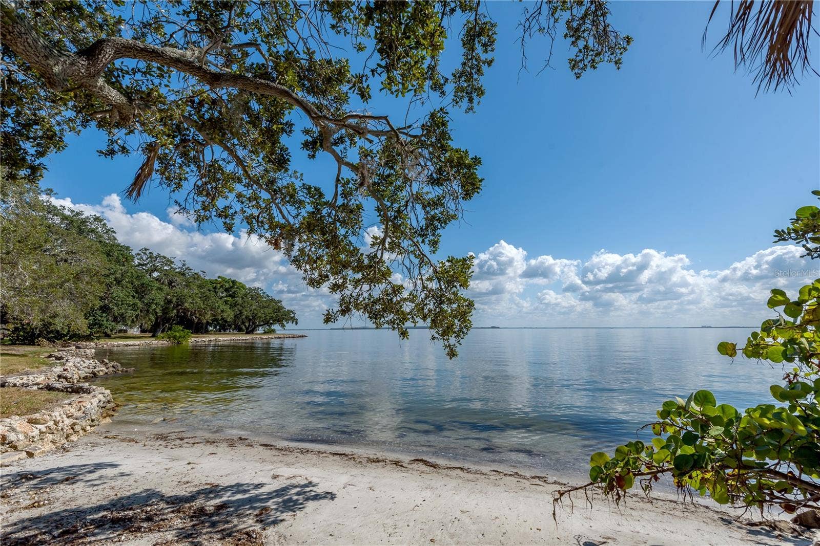 6210 BAYSHORE BOULEVARD, Tampa, FL 33611 6210 BAYSHORE BOULEVARD, Tampa, FL 33611