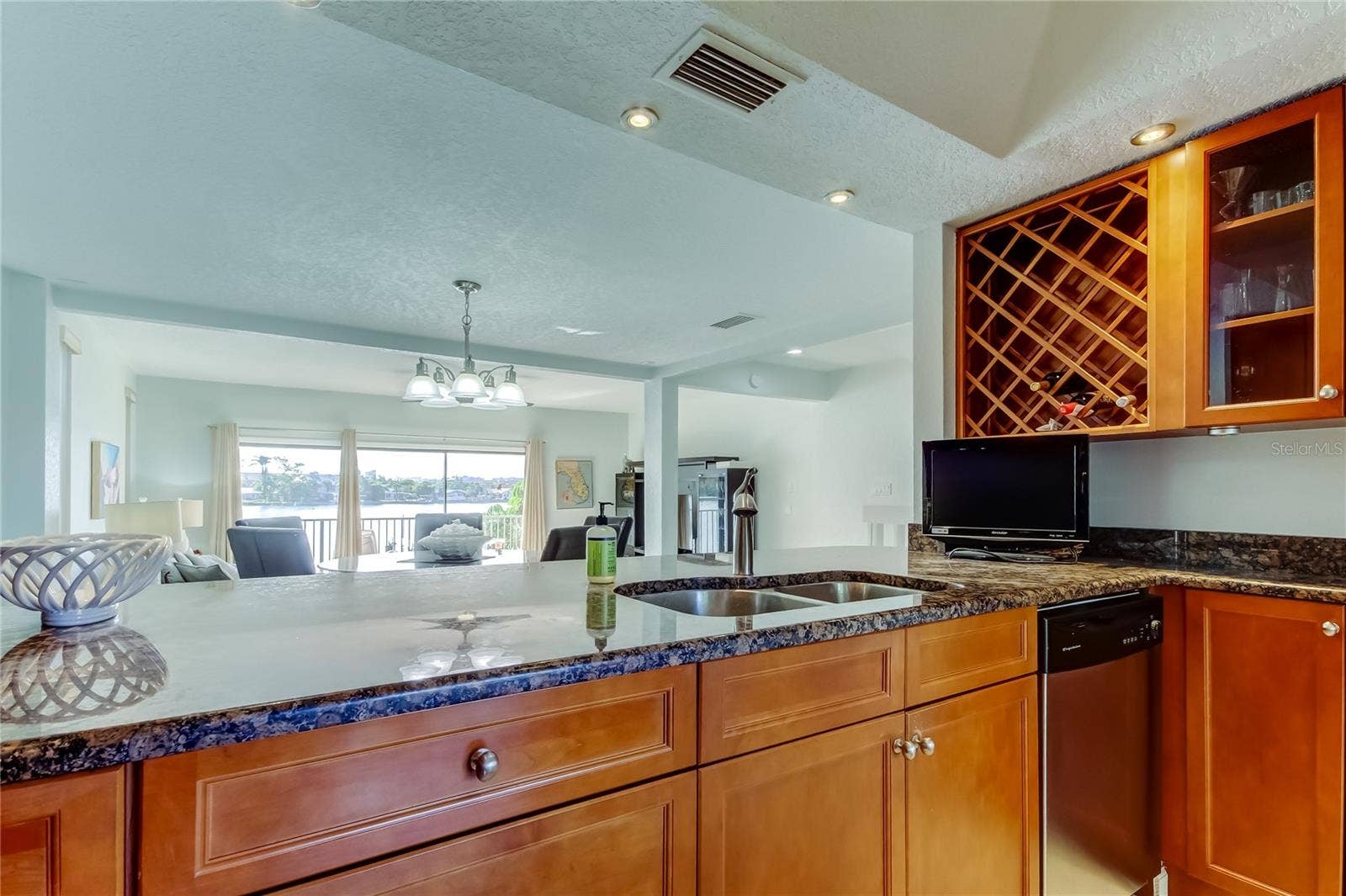 135 92ND AVENUE, #5, Treasure Island, FL 33706