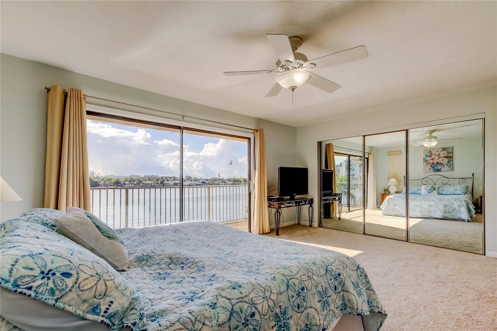 135 92ND AVENUE, #5, Treasure Island, FL 33706