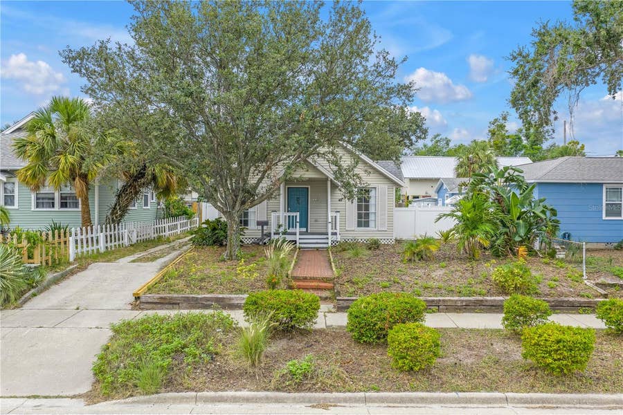 Property photo for 116 16TH AVENUE SE, St Petersburg, FL