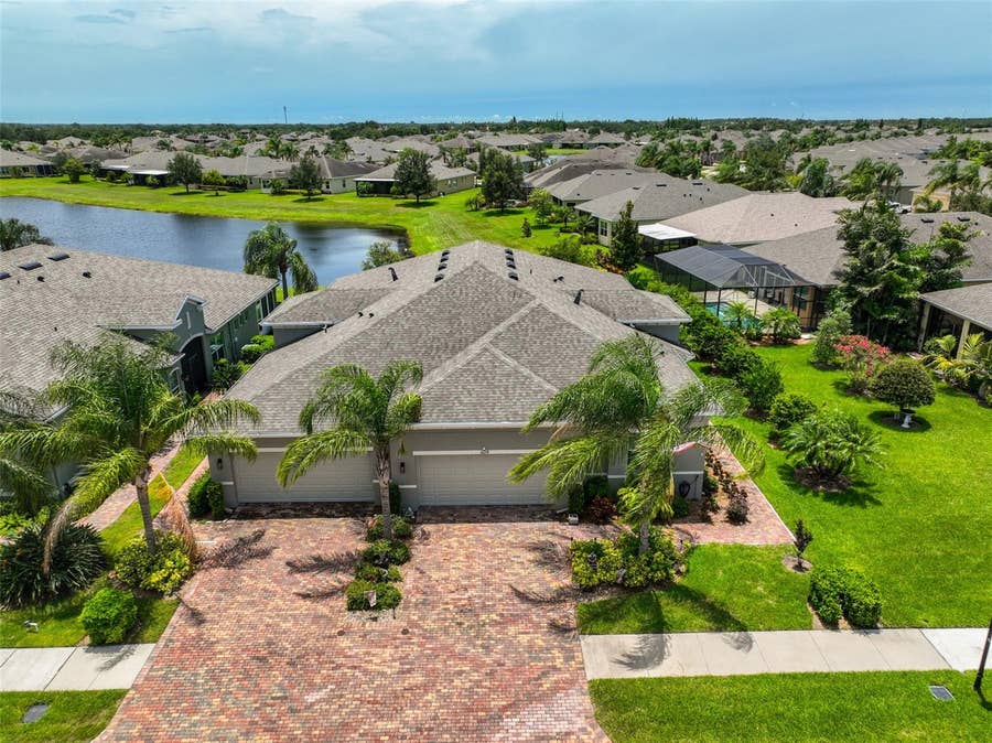 Property photo for 611 CHIPPER DRIVE, Sun City Center, FL