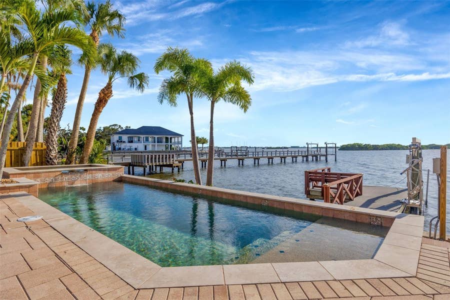 Property photo for 8400 35TH AVENUE N, St Petersburg, FL