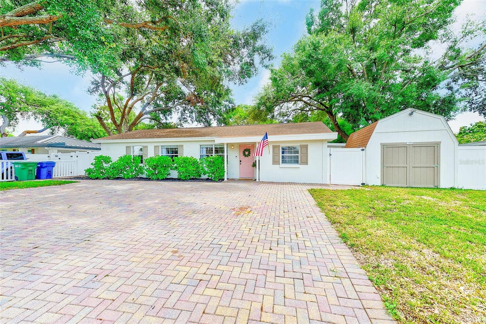 4008 W WALLACE AVENUE, Tampa, FL 33611 4008 W WALLACE AVENUE, Tampa, FL 33611