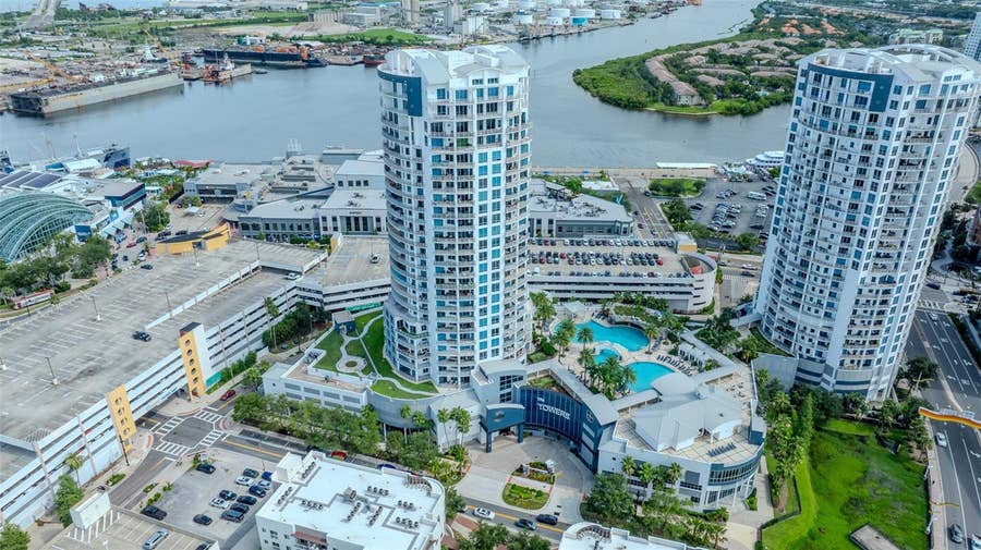 Property photo for 1209 E CUMBERLAND AVENUE, #2902, Tampa, FL