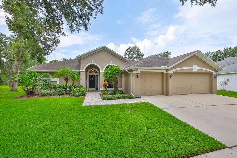 Property photo for 8613 HERONS COVE PLACE, Tampa, FL
