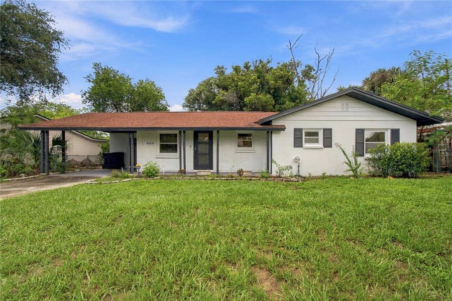 Property photo for 8609 DRIFTWOOD DRIVE, Tampa, FL