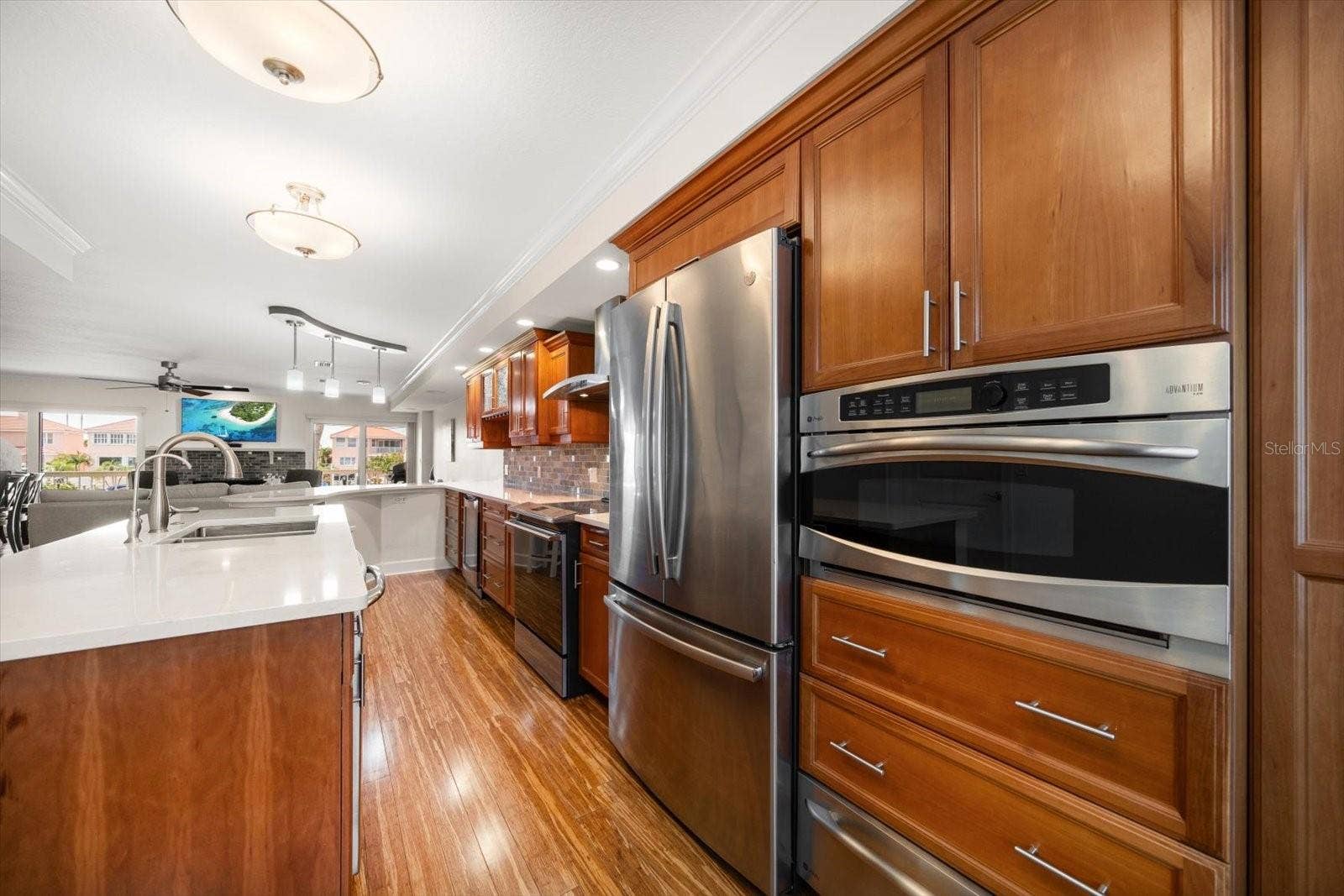119 MARINA DEL REY COURT, Clearwater Beach, FL 33767 Fully equipped kitchen with top of the line appliances, gorgeous cabinetry and finishes sure to impress the fussiest chef!