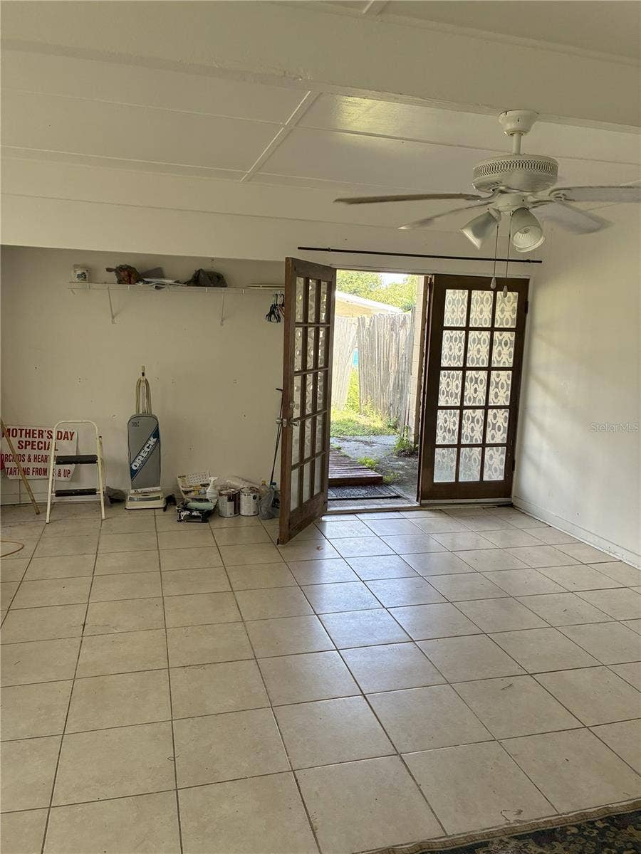 3016 BLOOMINGDALE AVENUE, Valrico, FL 33596 3016 BLOOMINGDALE AVENUE, Valrico, FL 33596