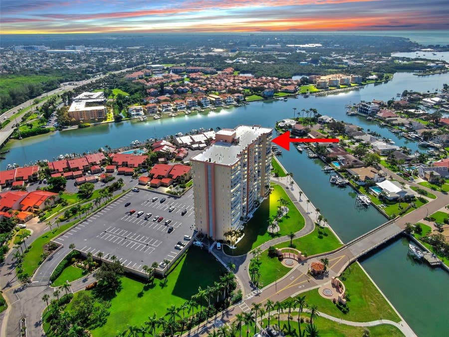 Property photo for 4900 BRITTANY DRIVE S, #1702, St Petersburg, FL