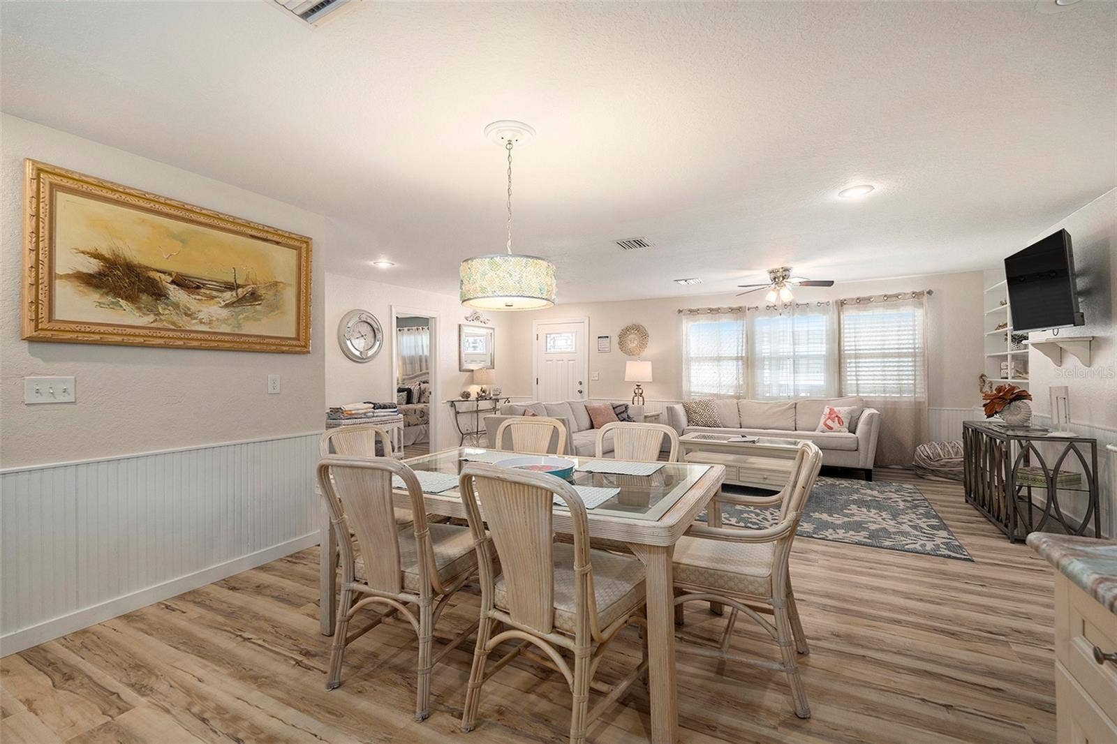 8425 W GULF BOULEVARD, Treasure Island, FL 33706 Northport dining living